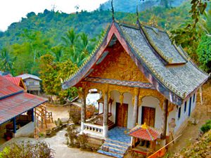 Buddhist temples are often the site of fantastic wedding ceremonies.